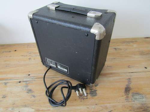 SX Guitar Amp in excellent working order, 27cm x 27cm x 17cm