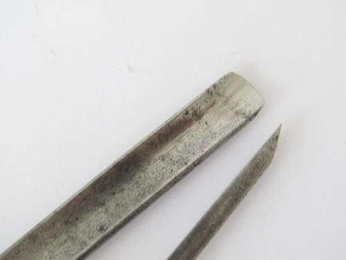 Lot of two vintage Chisels with wooden handles and brass fittings, 21cm and 22cm