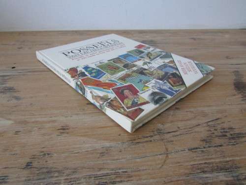 Posseels van die hele Wereld "Stamps of the whole World" Afrikaans hard cover, 1981, 160 pages