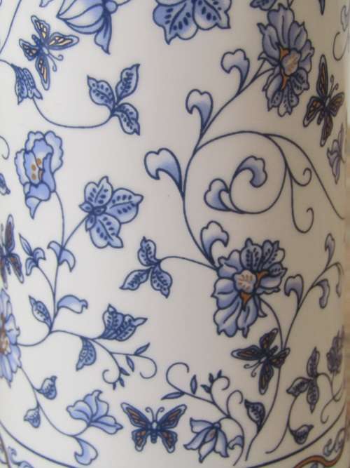Vintage boxed Jimmeal blue and white Flask with lid, 19cm tall
