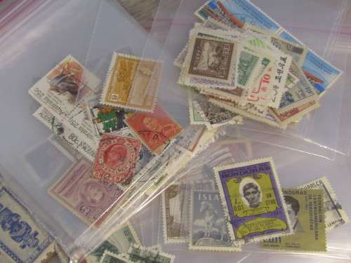 Large lot of 250+ world Stamps, some rare and old **No RESERVE Stamp auction Now at Port no.5**