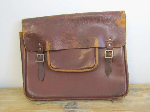 Very nice vintage leather School Backpack in excellent condition, 41cm x 32cm