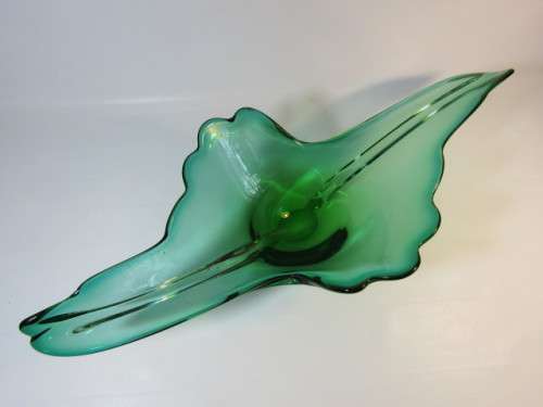 Very large and beautiful vintage Murano green Art Glass centerpiece Bowl, 65cm x 27cm x 14cm