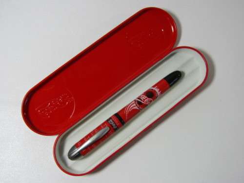 Vintage 1998 Coca Cola Stypen "Football" fountain Pen in metal case and with unused Ink Cartridge