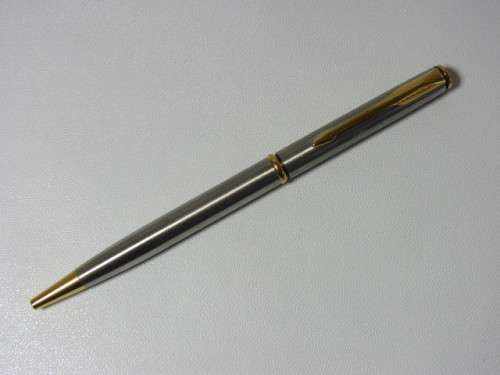 Vintage Coca Cola Parker Pen, Ball Point in original Case, brushed metal and gold plated, mint cond.