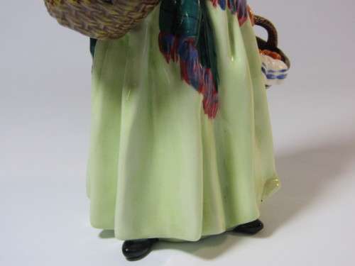 Exquisite Rare vintage 1940's Royal Doulton figurine "The Orange Lady" HN1953, 21cm, pristine