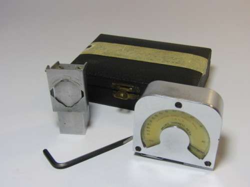 Complete Wallace Hardness Meter set in original Case, Rubber hardness degrees, excellent, working