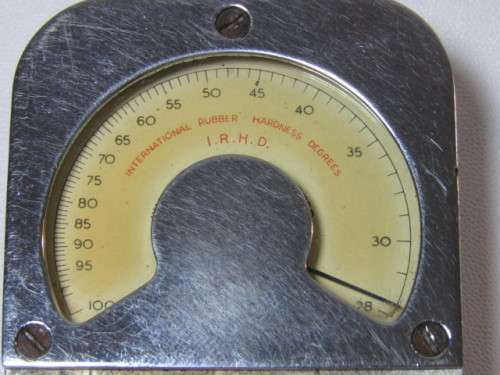 Complete Wallace Hardness Meter set in original Case, Rubber hardness degrees, excellent, working