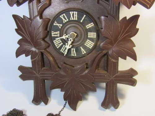 Vintage German made Black Forest mechanical Cuckoo Clock in excellent condition, 34cm x 24cm