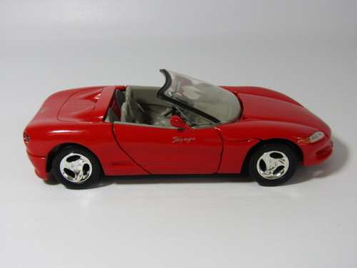 Vintage collectable die cast scale model, Motormax Stingray 3 in Box, 1:24, mint