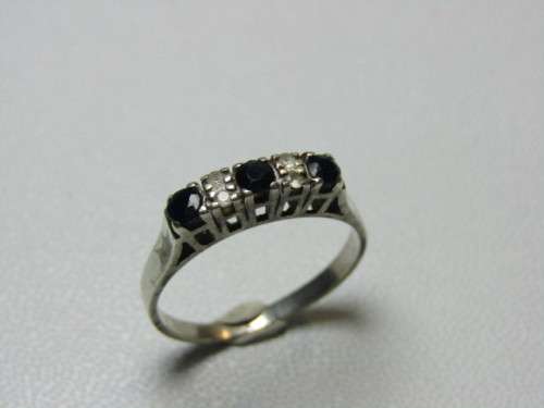 Lot of 3 vintage solid Silver Rings **No reserve auction Now On at Port no.5**