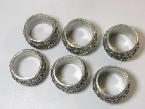 Set of 6 vintage solid Pewter Napkin Rings, 4cm diameter
