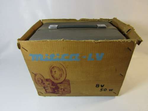 Vintage Bell and Koon Mitica 8S 8mm film Projector in excellent and working condition.