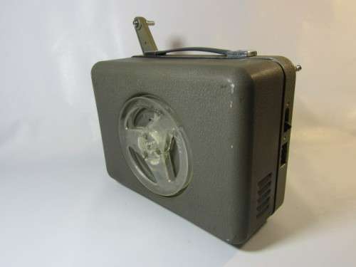 Vintage Bell and Koon Mitica 8S 8mm film Projector in excellent and working condition.