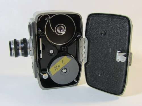 Vintage Yashica - 8, 8mm wind-up Movie Camera in leather case, excellent and working