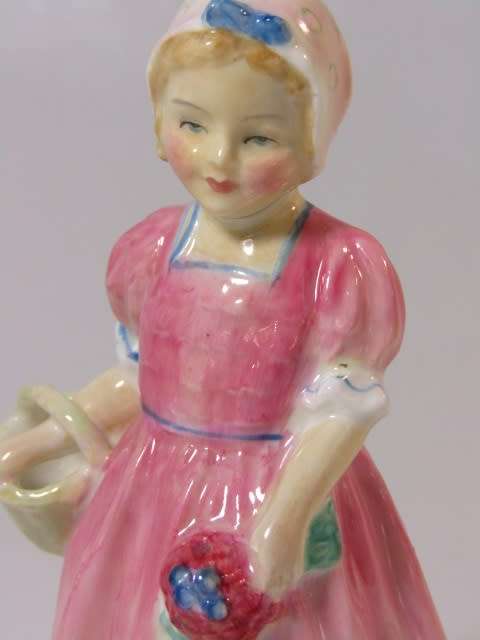 Vintage original Royal Doulton Figurine "Tinkle Bell" HN1677, 11.5cm, pristine condition