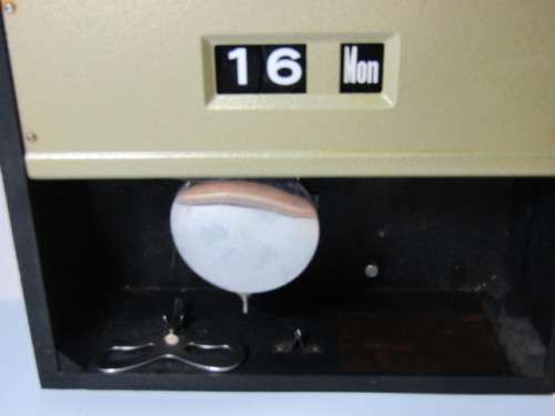 Rare vintage 1950's original Seiko mechanical 30 Day Calendar Wall Clock, complete and working
