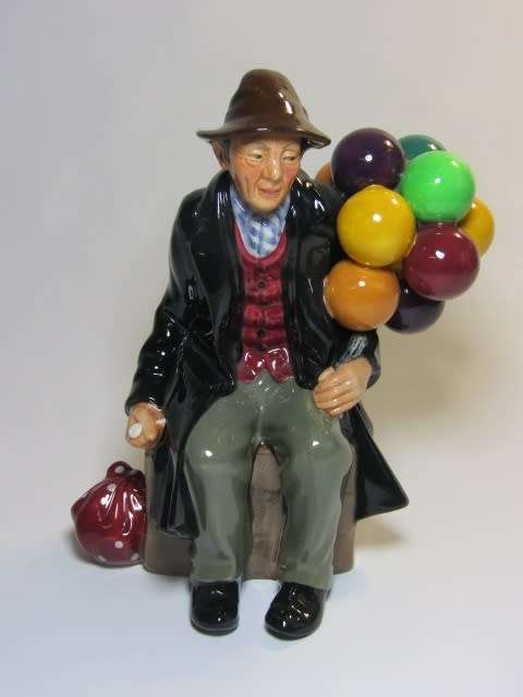 Vintage original Royal Doulton Figurine "The Balloon Man" HN1954, 18cm, prestine condition
