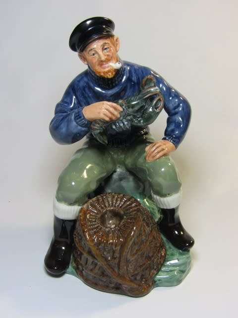 Vintage 1963 original Royal Doulton Figurine "The Lobster Man" HN2317, 18cm, prestine condition