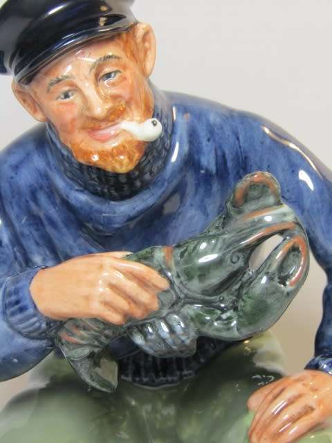 Vintage 1963 original Royal Doulton Figurine "The Lobster Man" HN2317, 18cm, prestine condition