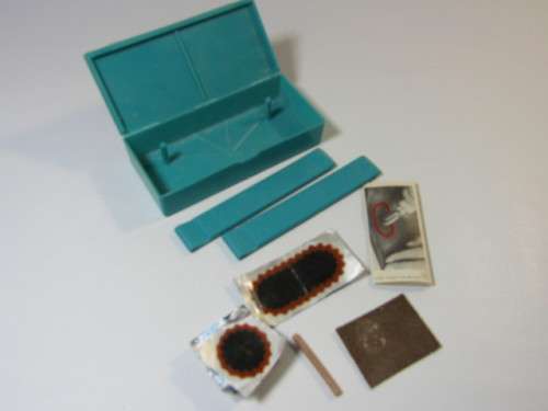 1970's and 80's collectable toys, Rema Tip Top repair set, Pratley "Kinky Putty" and Wire Puzzle - 3