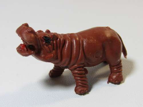 Vintage lot of 14 original 1970's and 80's rubber Figurines "Wild Animals", 4cm to 5cm long