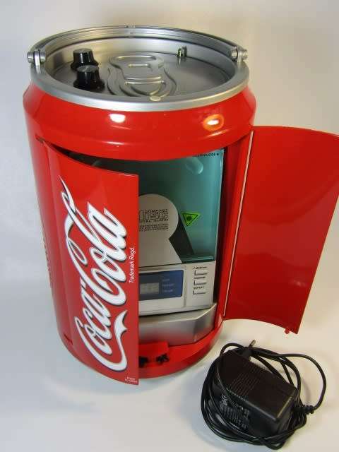 Very large vintage Coca Cola Radio / CD player in excellent and working condition, 33cm x 19cm