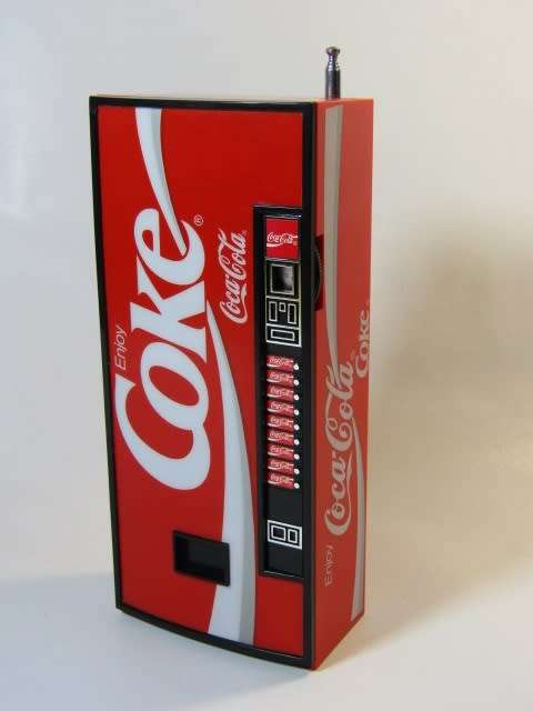Vintage original Coca Cola AM/FM Radio "Vending Machine", mint and working condition, 19cm