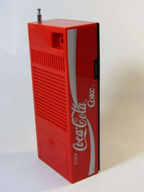 Vintage original Coca Cola AM/FM Radio "Vending Machine", mint and working condition, 19cm