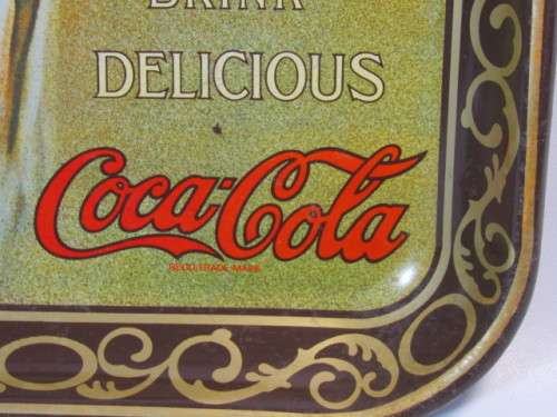Vintage original Coca Cola Tin Tray in excellent condition, 34cm x 27cm