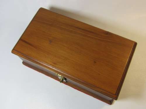 Vintage wooden box with brass fittings and liner, excellent condition, 25cm x 14cm x 8cm
