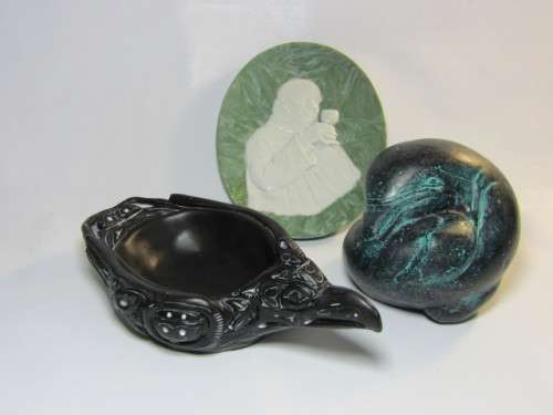 Vintage lot of 3 decorative items, Vanstone Bird Bowl. Dolphin sculpture and Continental Plaque