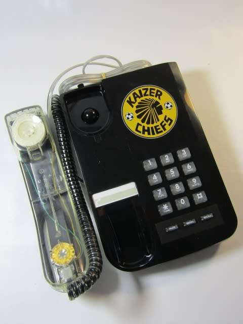 Vintage 2001 Telkom series 90 limited edition land line Phone "Kaizer Chiefs", Mint and working