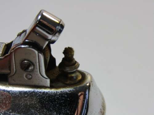Vintage Ronson table Lighter in wooden case, excellent condition, 8.5cm