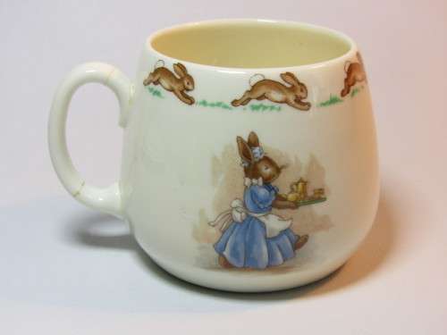 Vintage lot of 4 Royal Doulton "Bunnykins" wares, including 3 x Plates and a Cup
