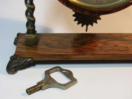 Vintage brass Kortana Mantle Clock, complete with Pendulum and Key, 21cm, excellent condition