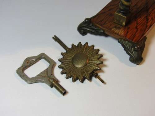 Vintage brass Kortana Mantle Clock, complete with Pendulum and Key, 21cm, excellent condition