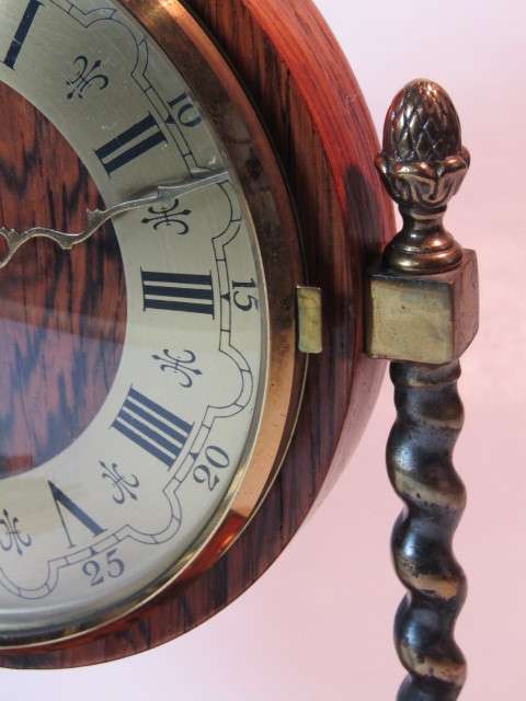 Vintage brass Kortana Mantle Clock, complete with Pendulum and Key, 21cm, excellent condition