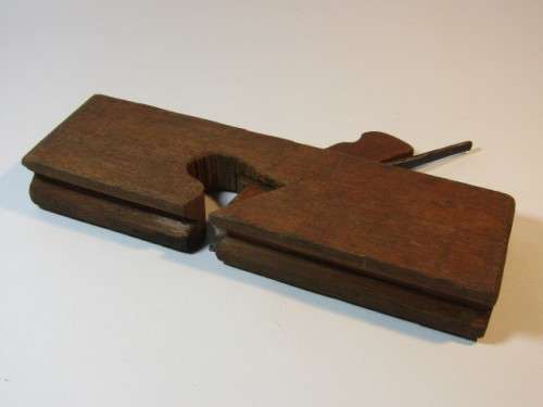 Lot of 2 vintage wooden Planes with Profile blades, complete and working, excellent condition