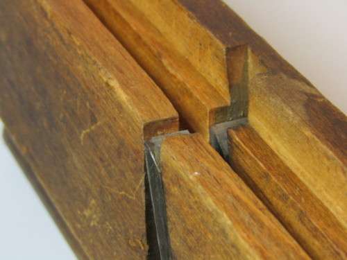 Lot of 2 vintage wooden Planes with Profile blades, complete and working, excellent condition