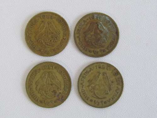 Lot of 4 South African 1/2 cent coper Coins, 1960's, half cent