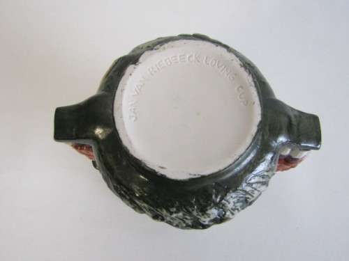 Vintage lot of 2 Jan van Riebeeck collectables; Bisque Loving Cup and Wedgwood Plate, excellent cond