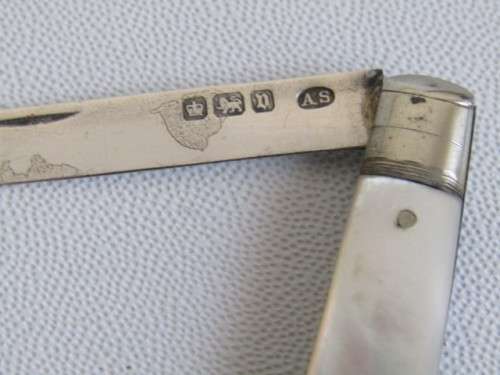 Vintage hallmarked sterling silver Pocket Knife with Mother of Pearl Handle, 9.5cm open, excellent