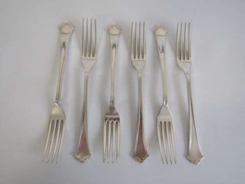 Vintage set of 6 original Chippendale Elkington & Co. silverplated Forks, England, 20cm long