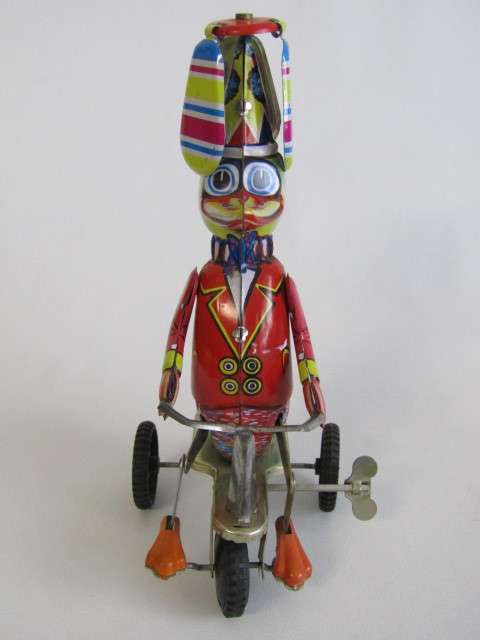 Lot of 3 original vintage Tin Toys, Spin Toll, Skipping rope and wind-up Duck, excellent condition