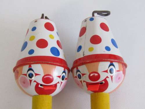 Lot of 3 original vintage Tin Toys, Spin Toll, Skipping rope and wind-up Duck, excellent condition