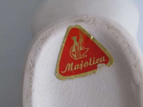 Vintage original Majolica porcelain Boat shaped Vase in excellent condition, 31cm wide (value R450+)