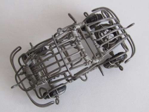 3 x Professionally made Wire Model Cars with opening parts "VW Beetle", 16 cm x 7cm, 3 in the lot