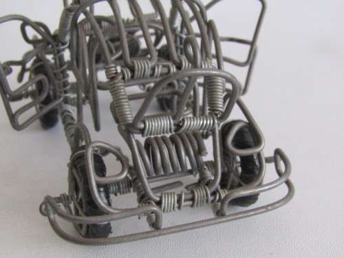 3 x Professionally made Wire Model Cars with opening parts "VW Beetle", 16 cm x 7cm, 3 in the lot