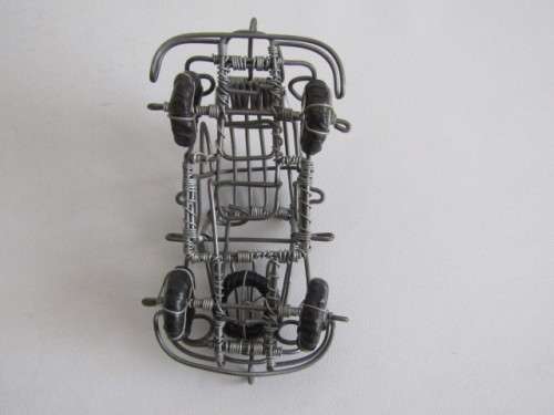 3 x Professionally made Wire Model Cars with opening parts "VW Beetle", 16 cm x 7cm, 3 in the lot